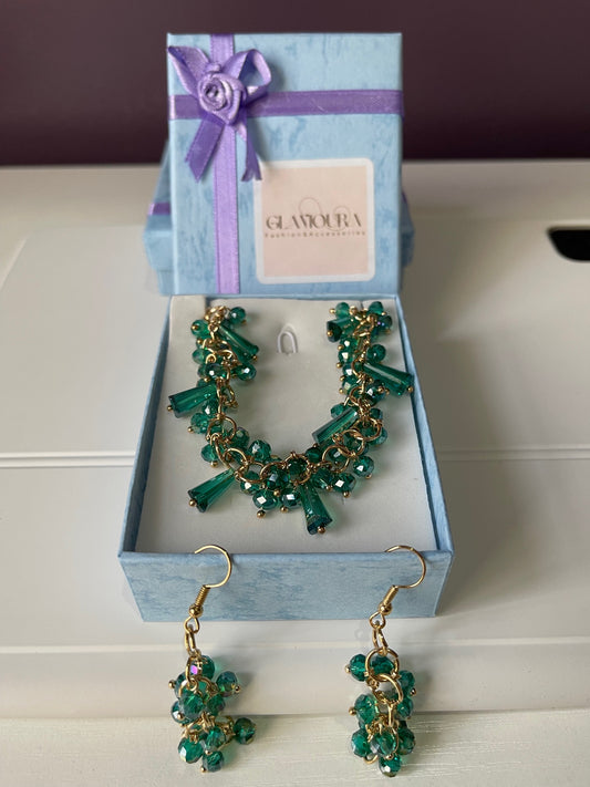 Set of Fashion Crystal Necklace & Earrings