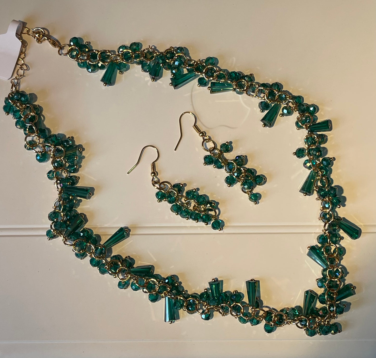 Set of Fashion Crystal Necklace & Earrings